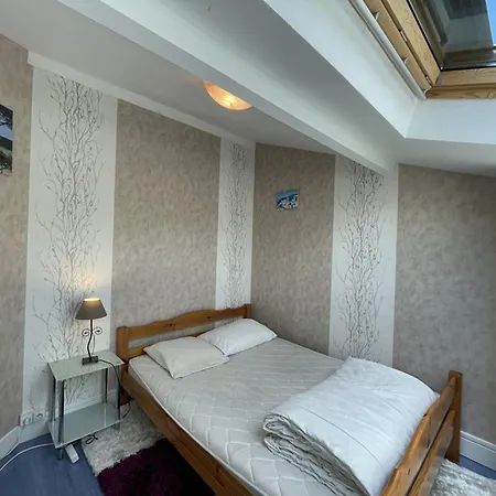 Spacieuse Avec Piscine Pour 8 Pers à - Fr-1-379-133