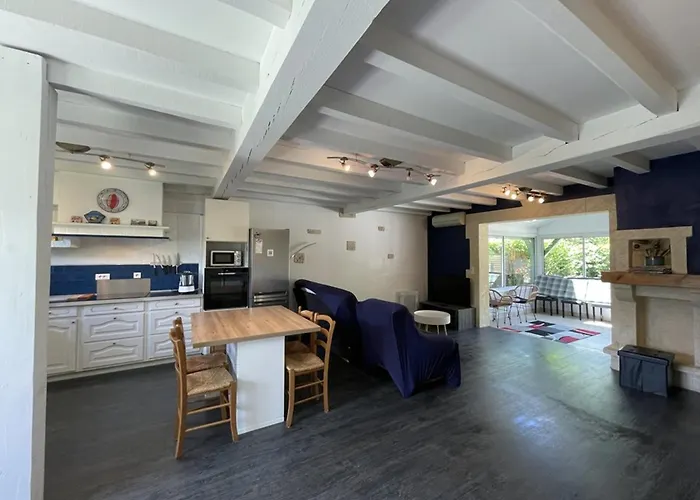 Вилла Spacieuse Avec Piscine Pour 8 Pers A - Fr-1-379-133 *